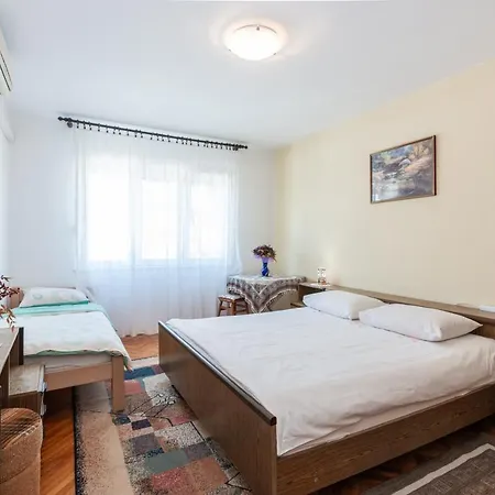 Apartment Vida Malinska